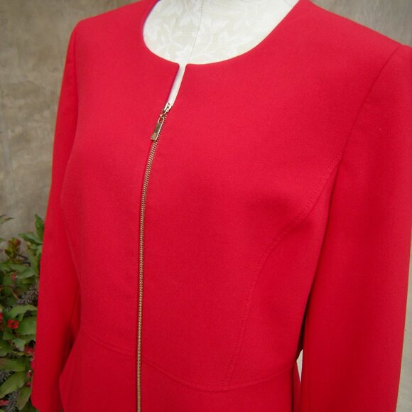 TAHARI Arthur S. Levine Red Zipper Blazer size 12PETITE - Modern Classic - Picture 5 of 7